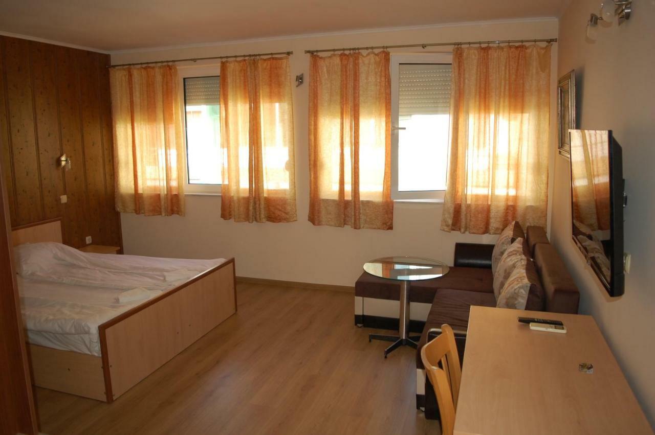 Hotel Vitosha Tryavna Luaran gambar