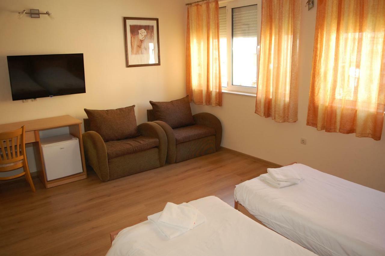 Hotel Vitosha Tryavna Luaran gambar