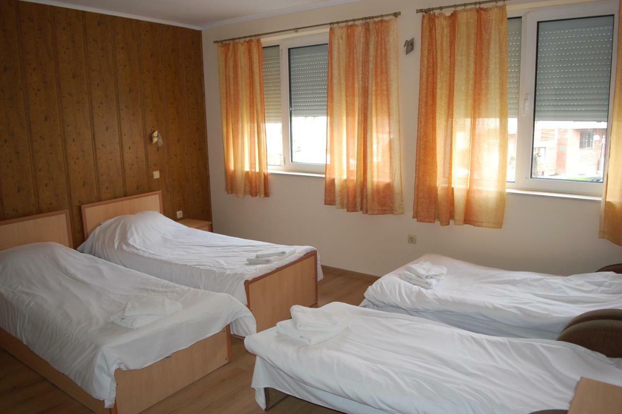 Hotel Vitosha Tryavna Luaran gambar